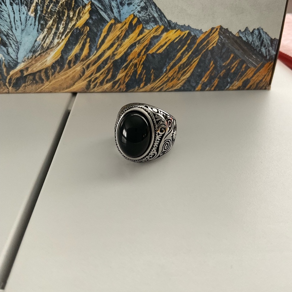 Elegant Black Onyx Stone Men's Ring